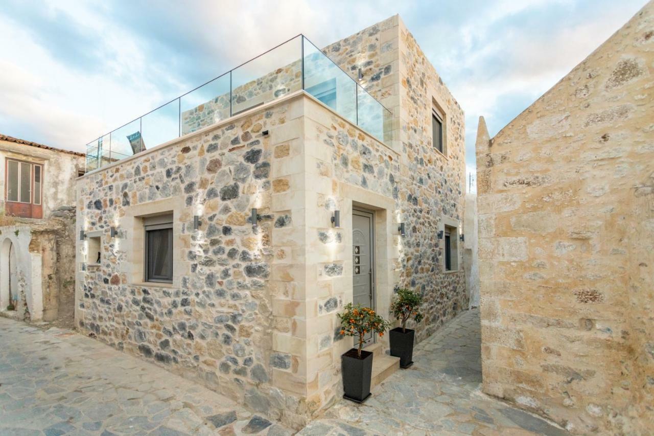 Marilena Natural Stone House, By Hellocrete Pigí Екстериор снимка
