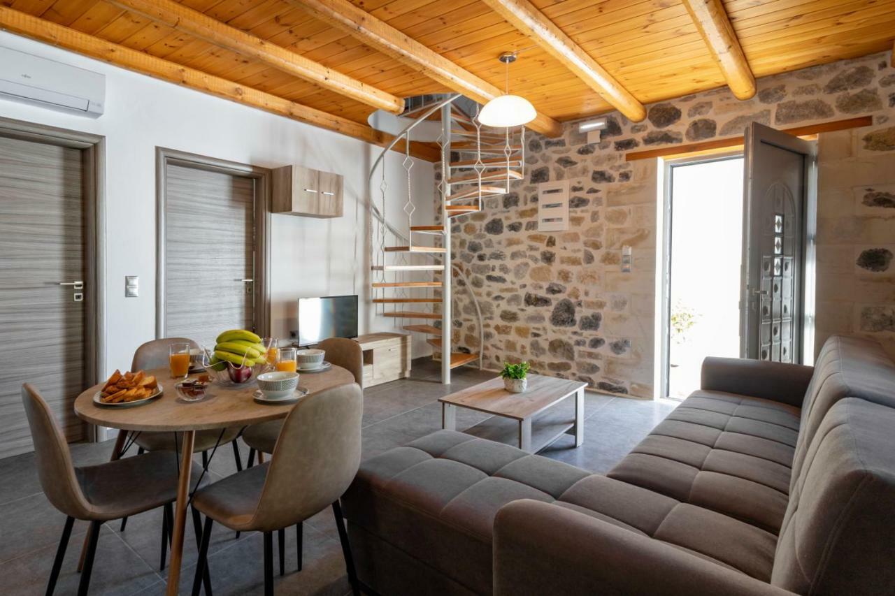 Marilena Natural Stone House, By Hellocrete Pigí Екстериор снимка